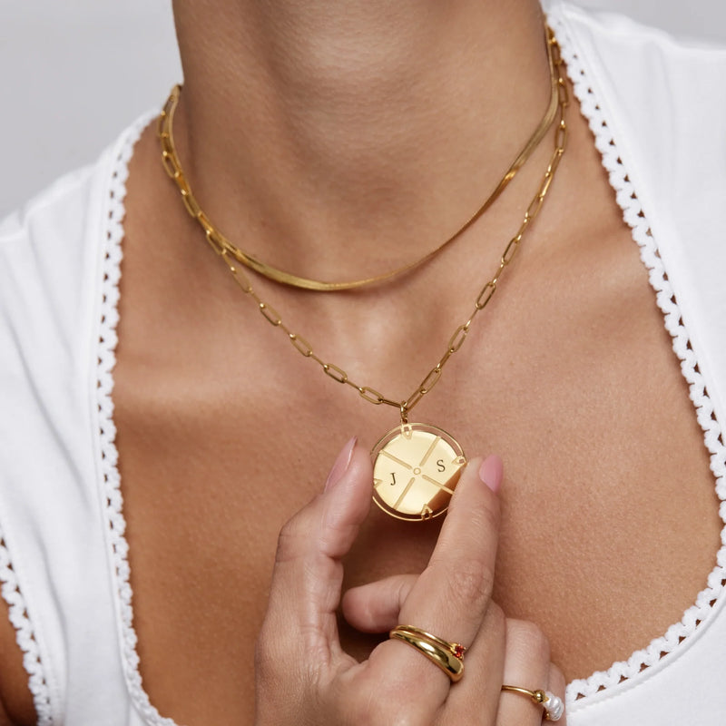 Collier Boussole Gravée — vue 3