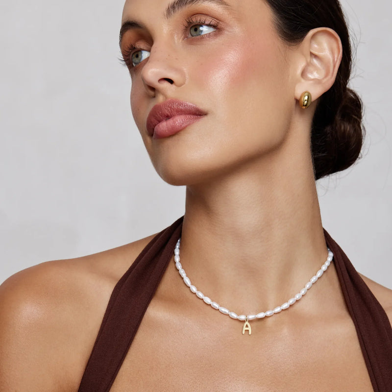 Collier Initiale Perlée — vue 3