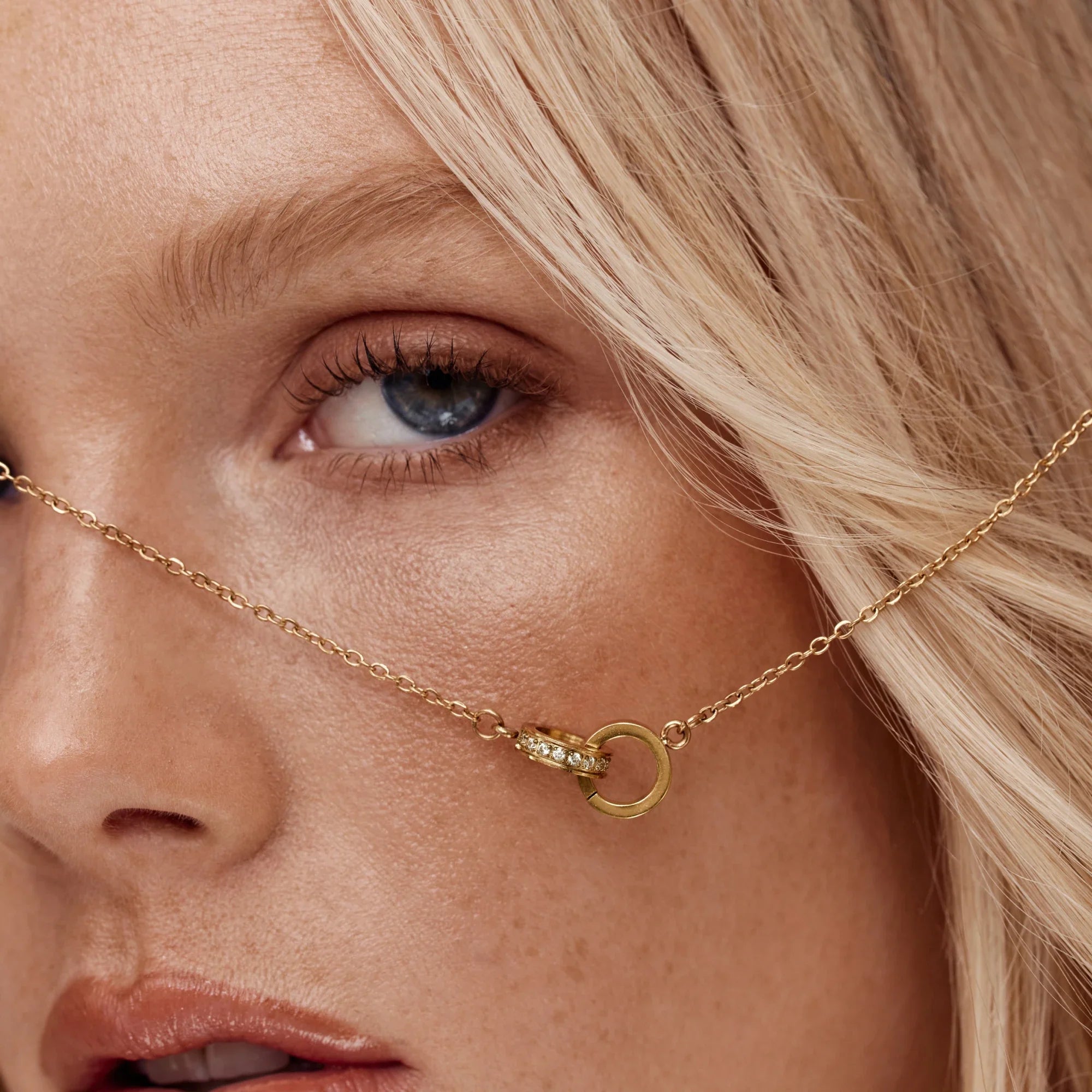 Collier Cercles Unis — vue 2