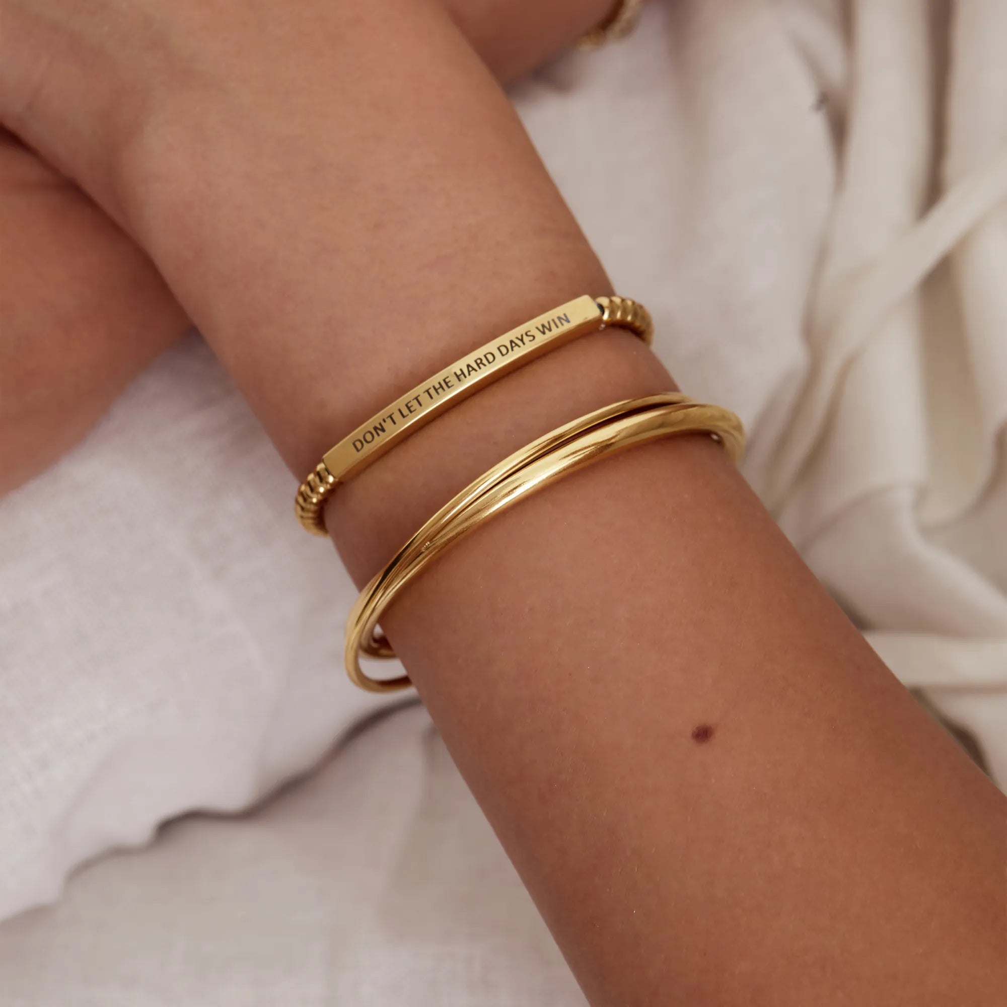 Bracelet Courage Gravé — vue 5