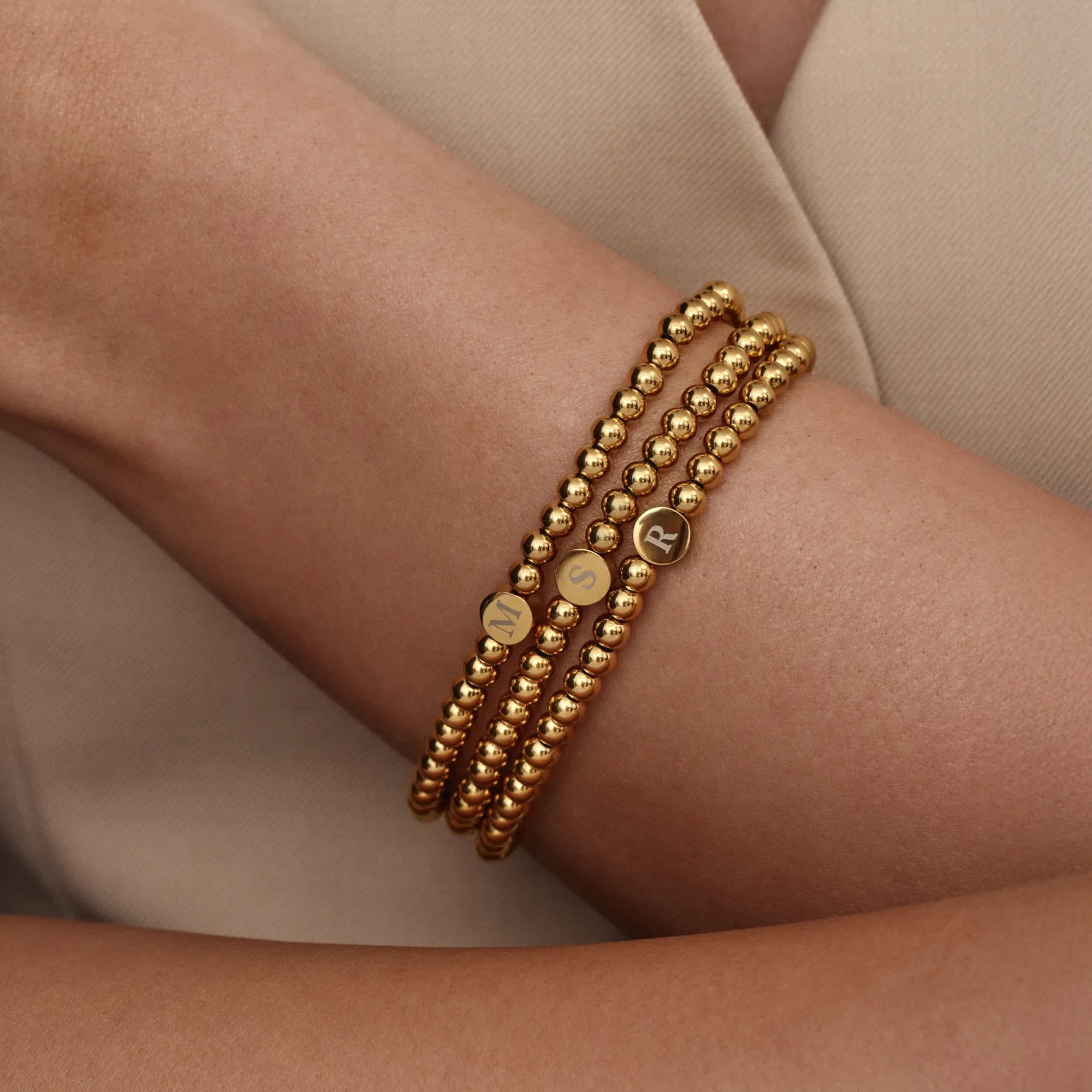 Bracelet Lettre Gravée — vue 3