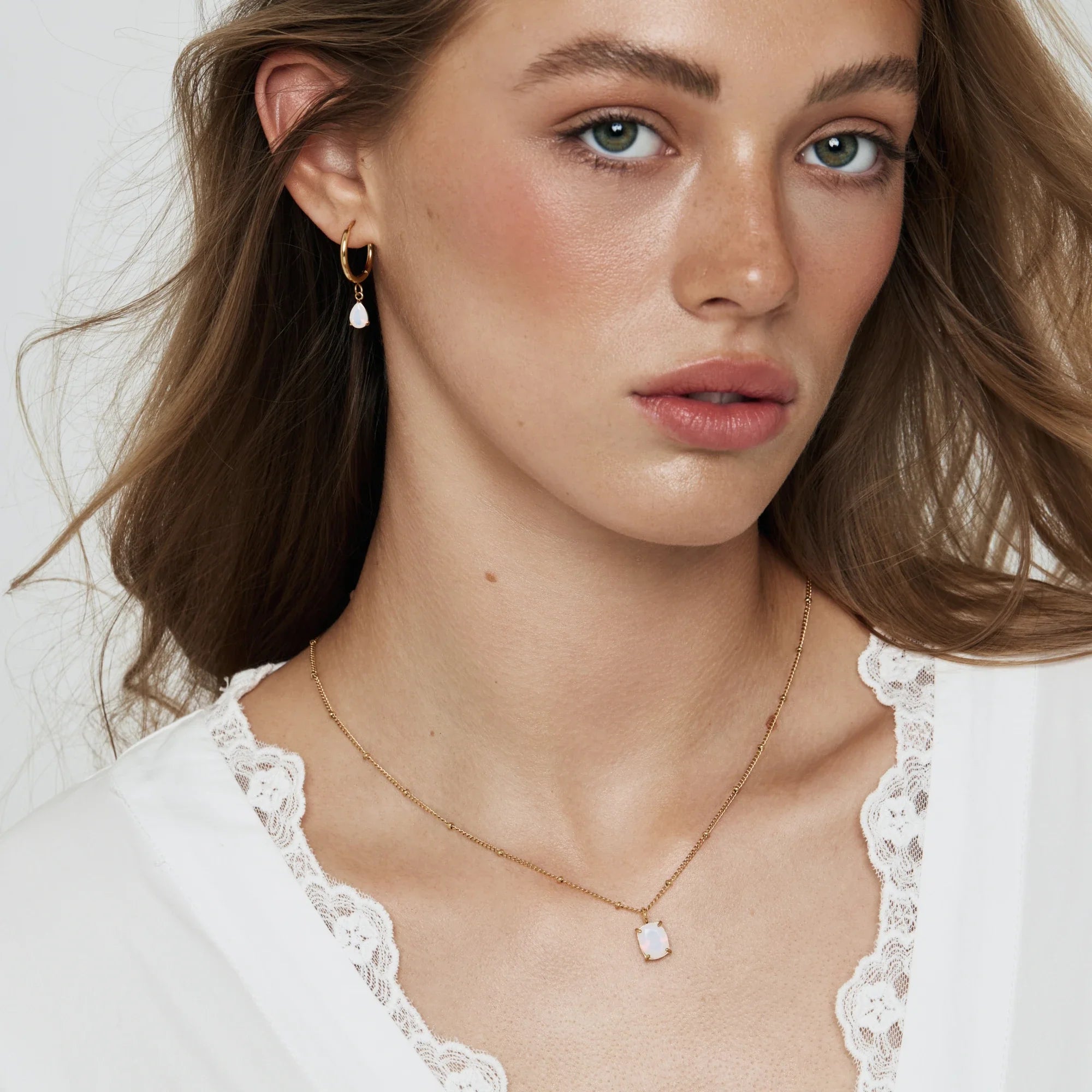 Collier Lueur Opaline — vue 3